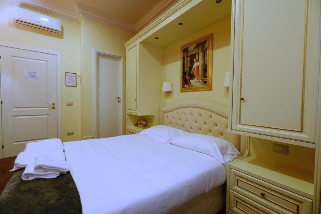 Dimora Frattina Hotel Rome Luaran gambar