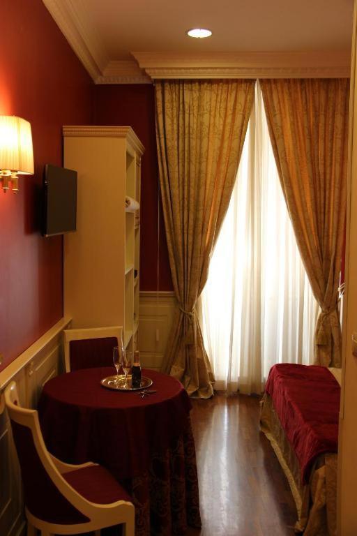 Dimora Frattina Hotel Rome Luaran gambar